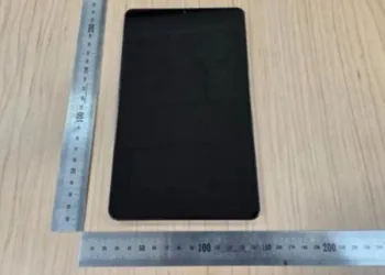 В мережі з’явились перші реальні фото бюджетного планшета Samsung Galaxy A11