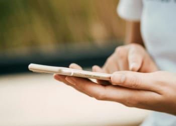 Смартфон без переплат — 5 функцій, яких можна уникнути