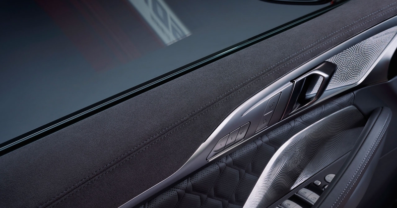 BMW прощається з 8-ю серією обмеженим виданням M850i Edition M Heritage у кольорах E31