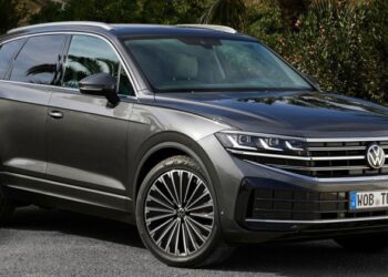 Чутки: Volkswagen збирається зняти з виробництва Touareg