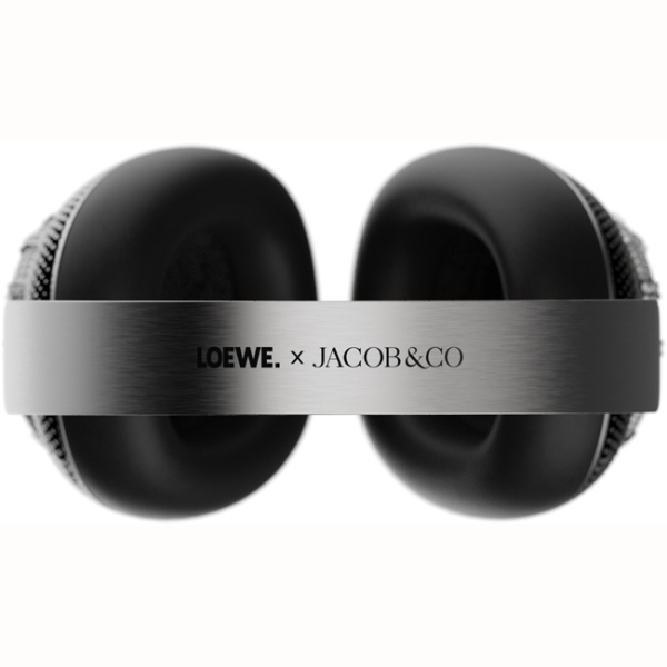 Loewe і Jacob&Co випустили навушники з діамантами за €119 000 і сапфірами за €99 000