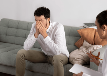 Не чарівна пігулка — з чим психотерапія вам точно не допоможе