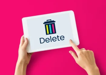 Як видалити себе з інтернету: нарешті, реально корисна інструкція