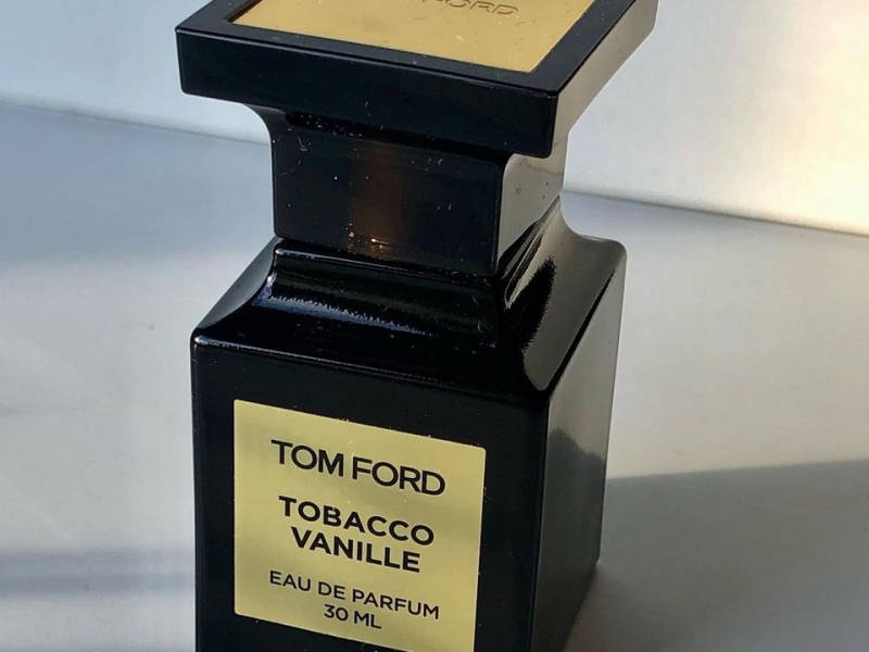 Кращі парфуми осені 2024 року: деревні, пряні, шкіряні і не тільки