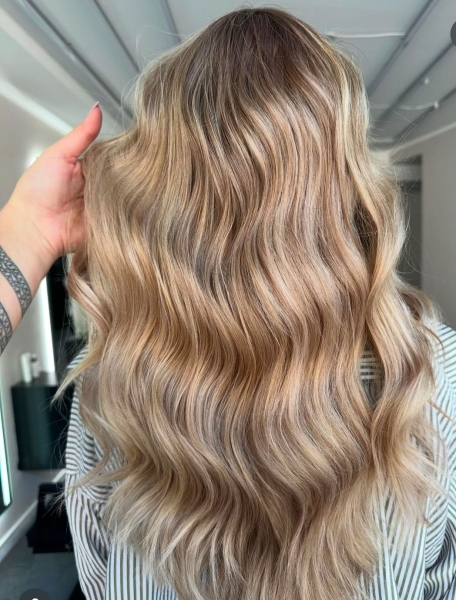 Модне фарбування волосся на холодний сезон: 7 варіантів, які хочеться повторити