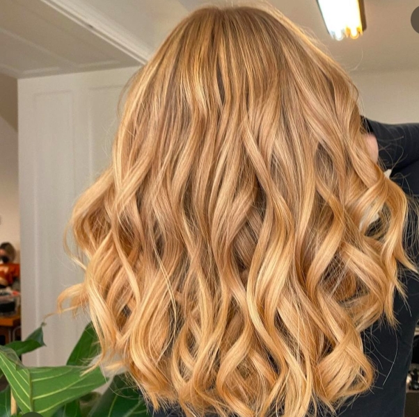 Модне фарбування волосся на холодний сезон: 7 варіантів, які хочеться повторити