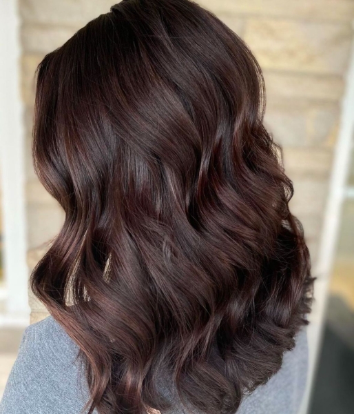 Модне фарбування волосся на холодний сезон: 7 варіантів, які хочеться повторити