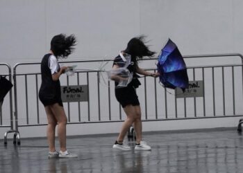 Названо 11 дивних і небезпечних природних явищ, які зіпсують вашу відпустку