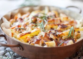 Один ингредиент портит мясо по-французски: его добавляют все