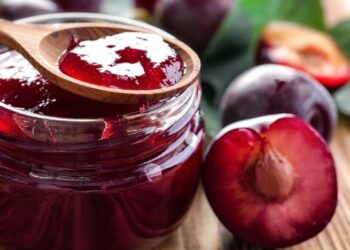 “Панское” варенье из слив: один секретный ингредиент делает его фантастически вкусным (РЕЦЕПТ)