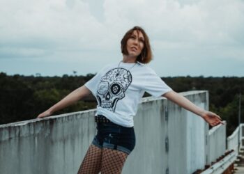 Речі, які рідко кому йдуть, але жінки їх обожнюють носити