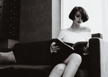 Сприятливі дні для стрижки та фарбування волосся за місячним календарем на вересень 2025