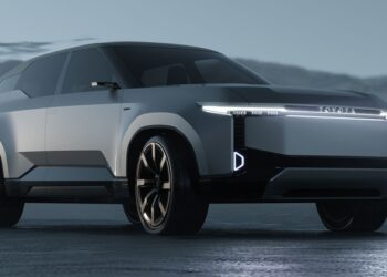 Нові Toyota Land Cruiser EV і RAV4 EV, за чутками, вироблятимуть у США