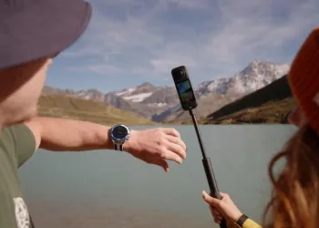 Годинники Huawei Watch отримають підтримку жестів для керування камерою