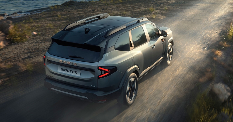 Dacia представила Duster і Bigster у новій версії Hybrid-G 150 4×4