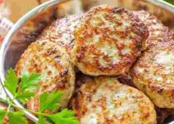 Ці фатальні помилки псують усе: чому котлети розвалюються при смаженні