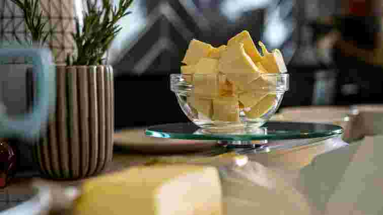 Швидкий метод: як за 1 хвилину визначити, що масло низької якості