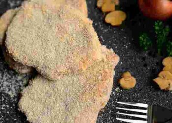 Можна обійтися без сухарів: 8 варіантів панірування, які дадуть смачну скоринку