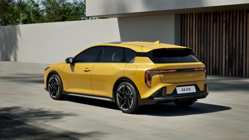 Замість Ceed: Kia оголосила двигуни для європейської версії хетчбека K4