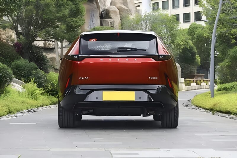 Mazda EZ-60: новий електричний кросовер стартує в Китаї від $16 800