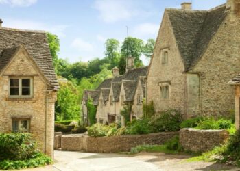 Бібері названо найкрасивішим селищем у світі, але місцеві не в захваті