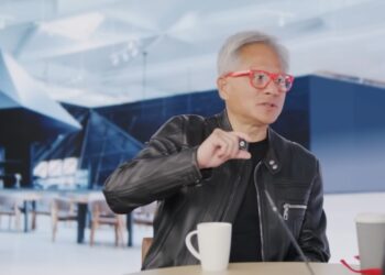 CEO NVIDIA Дженсен Хуанг: Китай “на наносекунди відстає” від США, обмеження продажу американських чипів лише шкодить