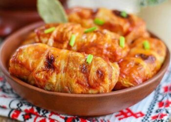 Чем заменить капусту при приготовлении голубцов: 11 ярких и вкусных вариантов