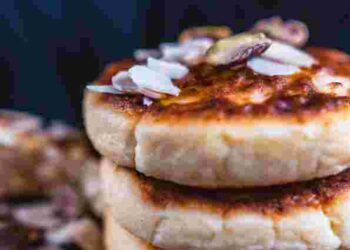 Ці інгредієнти додає кожен: причини, чому сирники не виходять