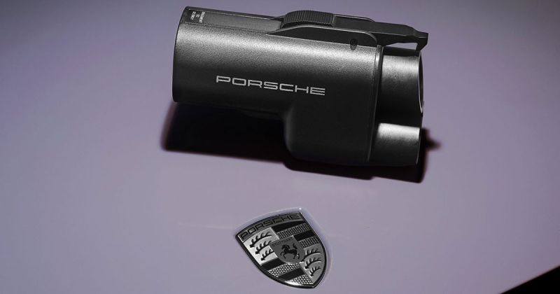 Американські версії електромобілів Audi і Porsche отримали доступ до мережі Tesla Supercharger