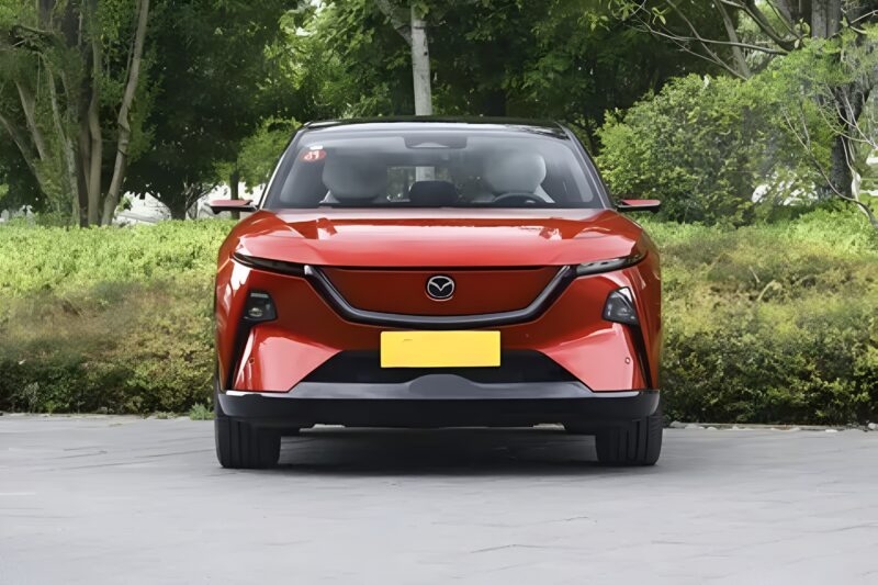 Mazda EZ-60: новий електричний кросовер стартує в Китаї від $16 800