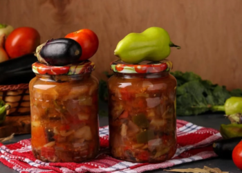 Настоящее “золото в банке”: самая вкусная баклажанная икра без капли уксуса (РЕЦЕПТ)