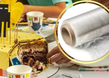 Навсегда забудьте о нервах: вот как обтянуть пищевой пленкой любое блюдо за 3 секунды