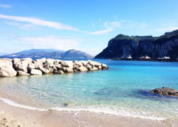 Підступна проблема оксамитового сезону: турист поплатився за спробу зекономити у відпустці