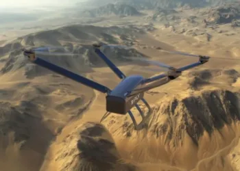 Рекорд Гіннеса: квадрокоптер SiFly Q12 літав понад три години та може зависати на дві