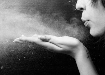 Розумний пил: тисячі невидимих шпигунів навколо