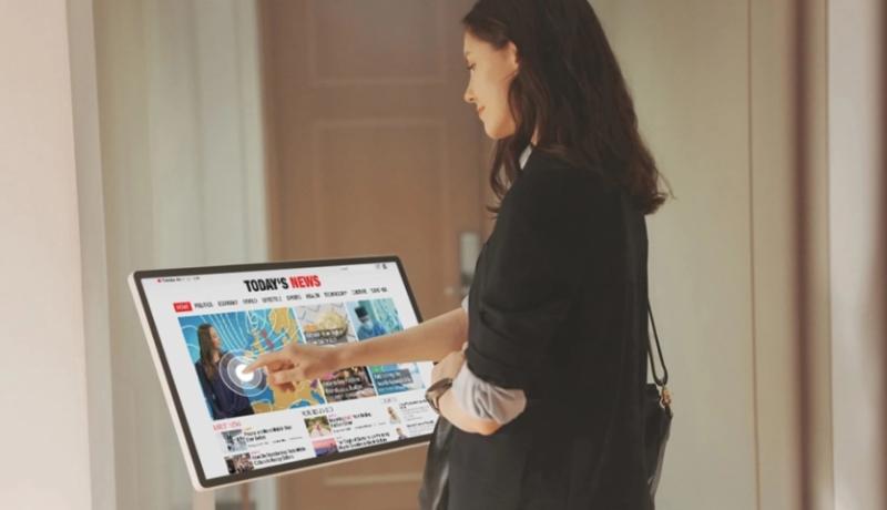 Samsung створила телевізор Moving Style: портативний, автономний, розумний