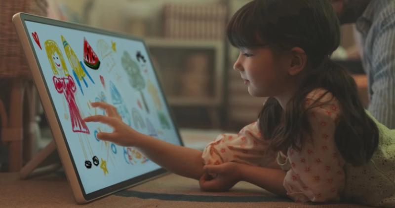 Samsung створила телевізор Moving Style: портативний, автономний, розумний