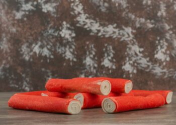 Шеф-повар показал, как двумя ударами измельчить крабовые палочки (ВИДЕО)