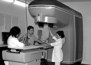 Therac-25: як програмна помилка вбила трьох людей 40 років тому