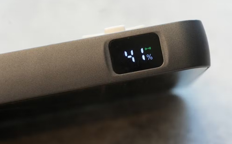 Представлено Mobile BOY — гібрид MagSafe-акумулятора для iPhone та ігрової ретро-консолі в стилі Nintendo Game Boy