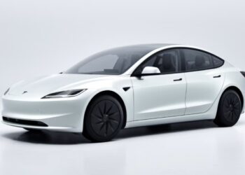 Новою бюджетною моделлю Tesla виявилася Model 3 Standard з цінником від $38 630