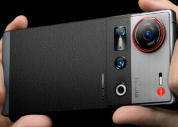 Акумулятор на 7100 мАг, 16 ГБ оперативки і флагманський чіпсет Snapdragon 8 — розкрито характеристики Nubia Z80 Ultra