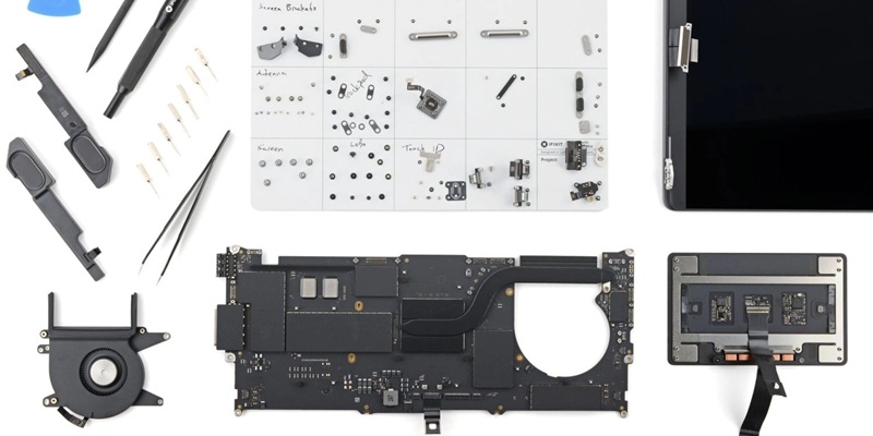 4 бали з 10: розбір MacBook Pro M5 від iFixit показав складність ремонту нового ноутбука Apple