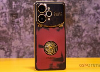 Пишно, химерно, унікально — вийшла лімітована версія Realme 15 Pro Game of Thrones Limited Edition