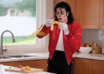 Майкл Джексон показує стендап, а Брюс Лі працює діджеєм — Sora 2 дозволяє генерувати відео зі знаменитостями, якщо вони вже померли