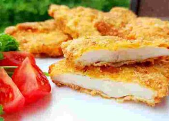 До приготування чи в кінці: коли насправді потрібно солити відбивні, щоб вийшли ідеальні