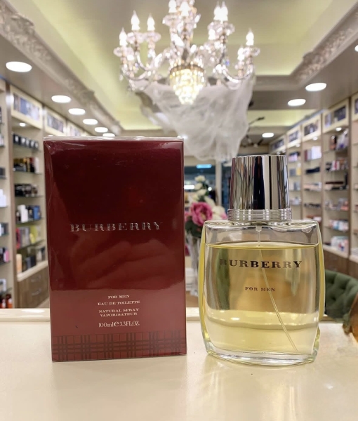 8 чудових чоловічих ароматів на будь-який смак: деревні, пряні та свіжі