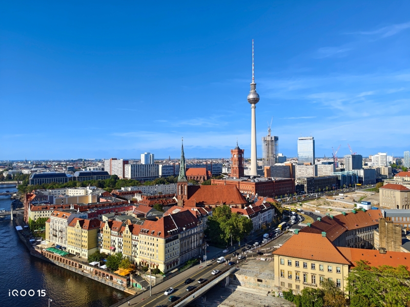 Ось як фотографуватиме iQOO 15 на телефотомодуль