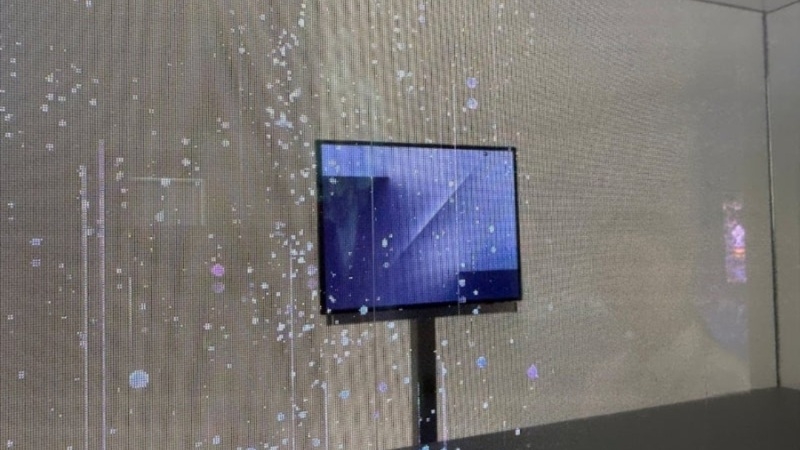 Перший погляд на Galaxy Z TriFold — Samsung показала публіці амбітний гаджет