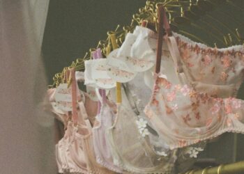 Ці важливі правила у виборі бюстгальтера знають не всі! Через що потім виглядають неохайно